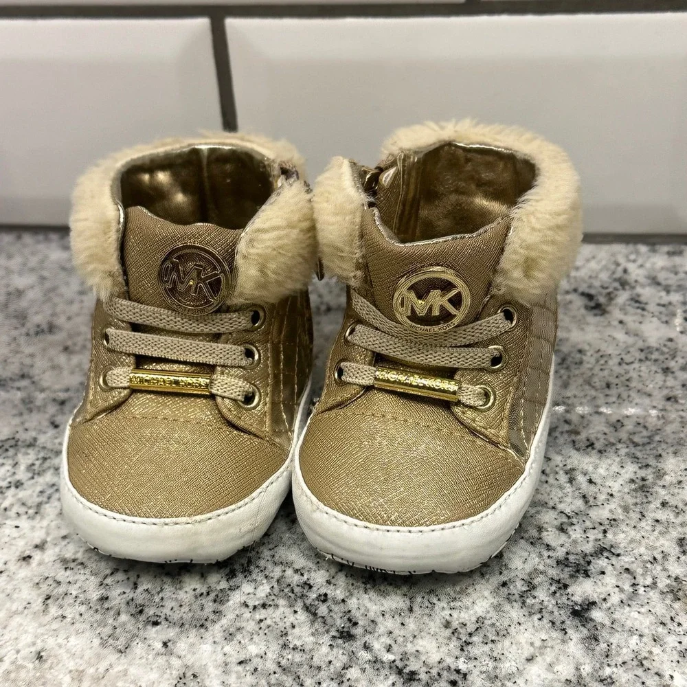 Michael Kors Infant 1 Baby Lee Sneakers Gold Faux Fur Quilted Metallic Glam